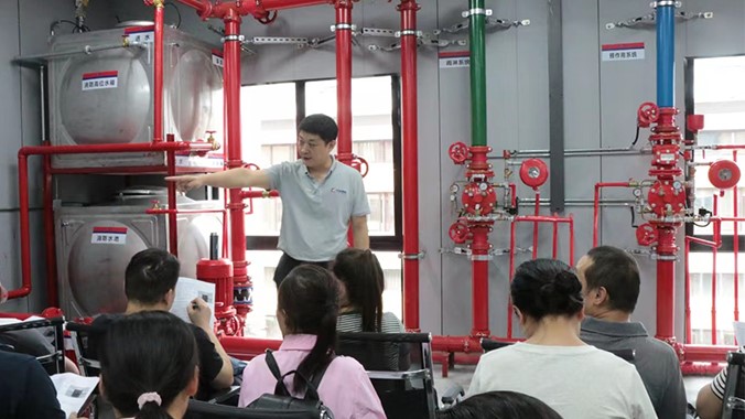 消防職業(yè)技能培訓(xùn)：打造安全衛(wèi)士！